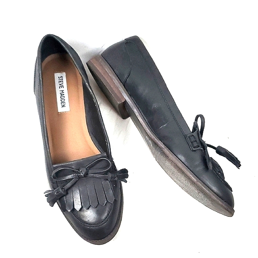 Steve Madden Black Leather Kiltie Tassel Loafers